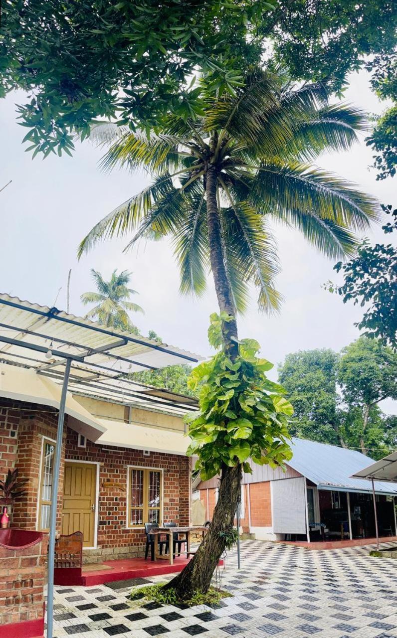 Ashtamudivillas Kollam Ngoại thất bức ảnh
