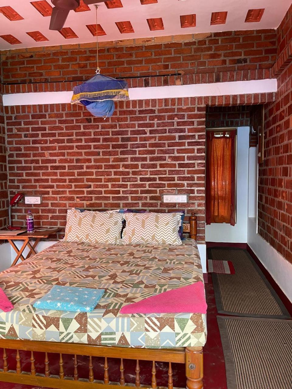 Ashtamudivillas Kollam Ngoại thất bức ảnh