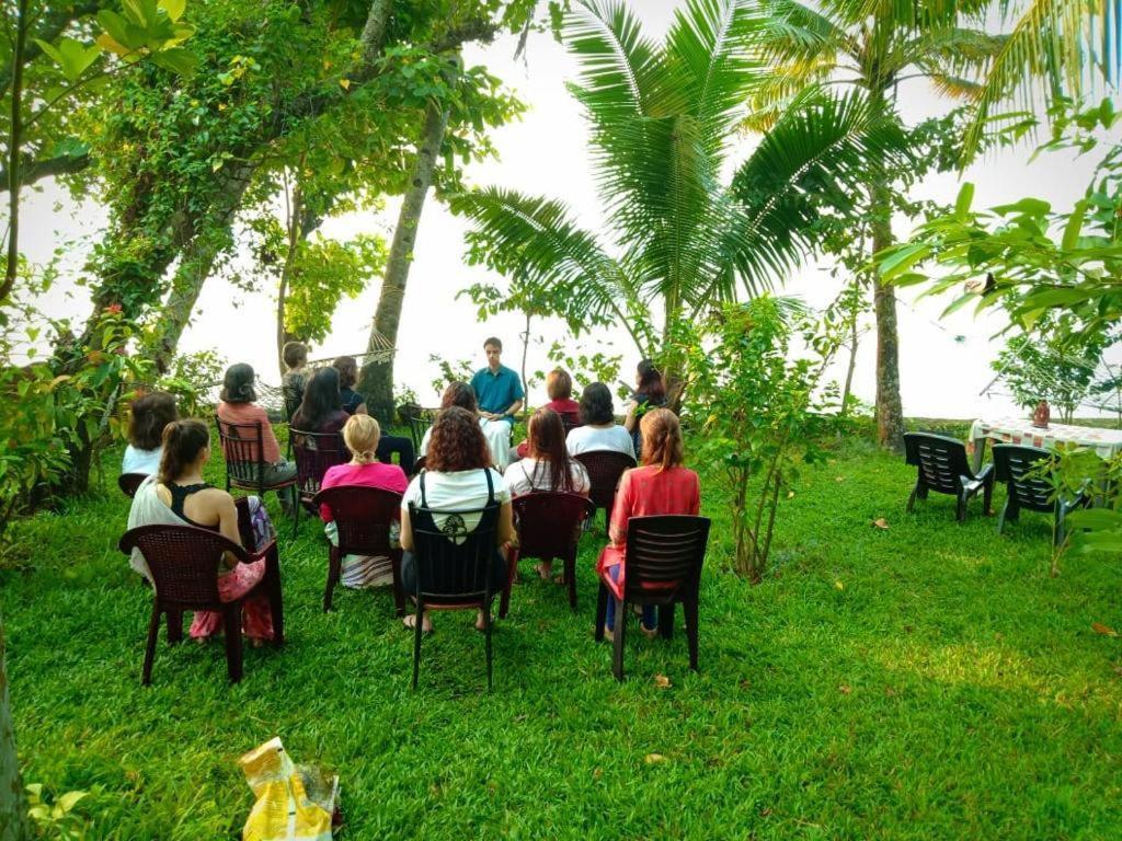 Ashtamudivillas Kollam Ngoại thất bức ảnh