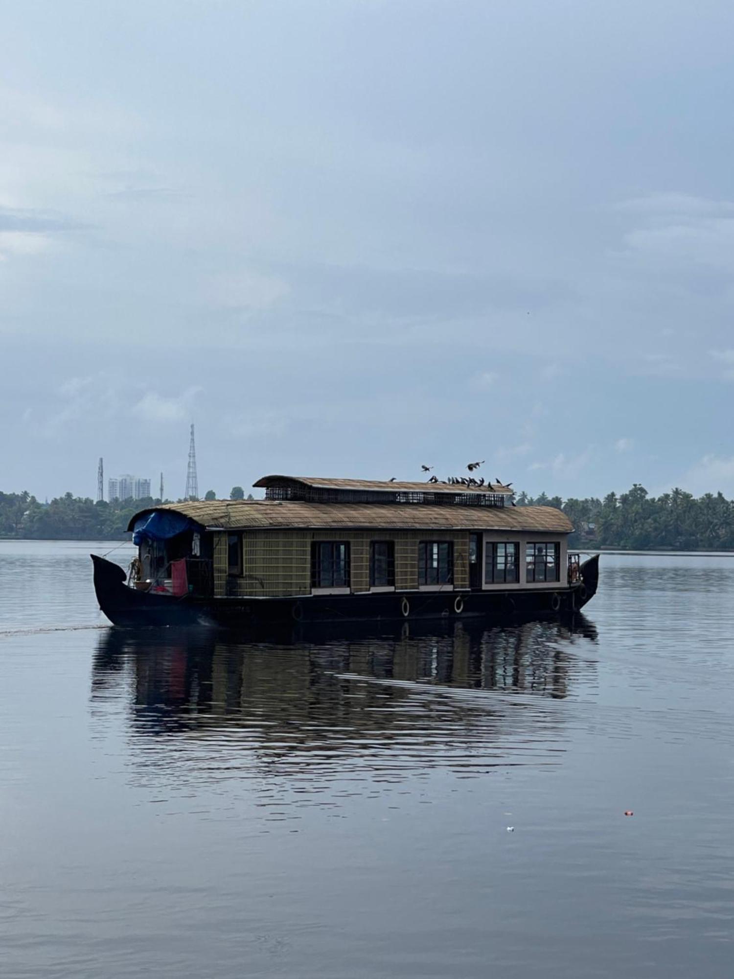 Ashtamudivillas Kollam Ngoại thất bức ảnh